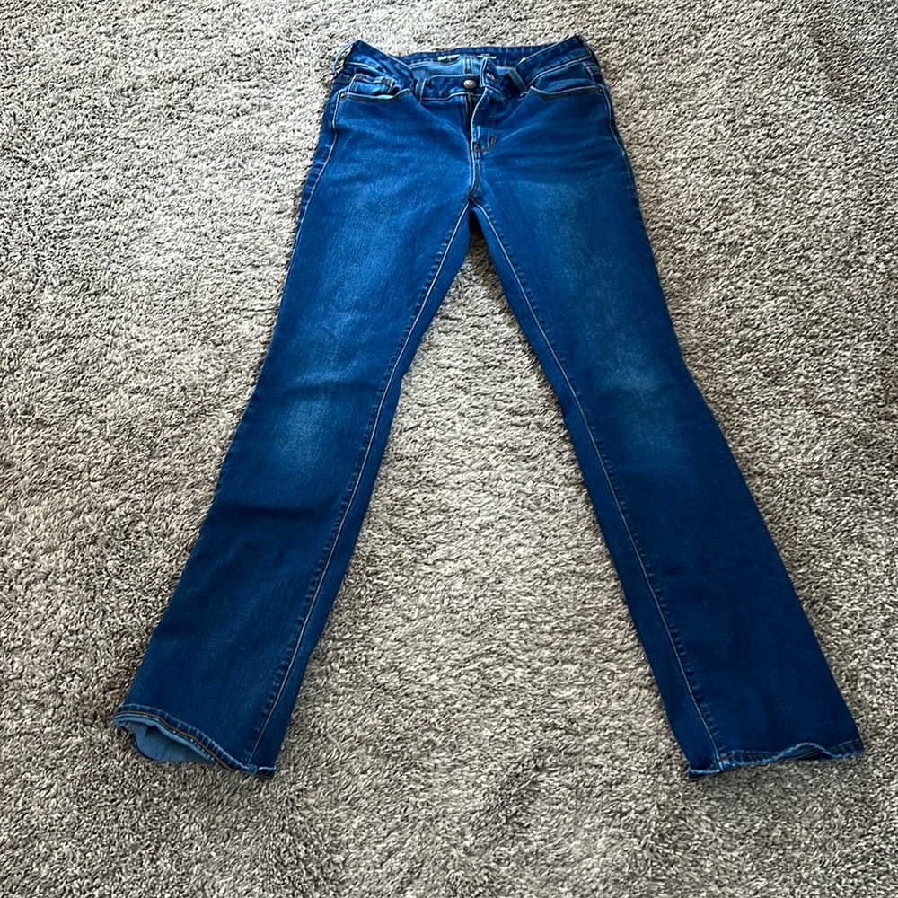 Old navy size 6 mid rise boot cut jeans